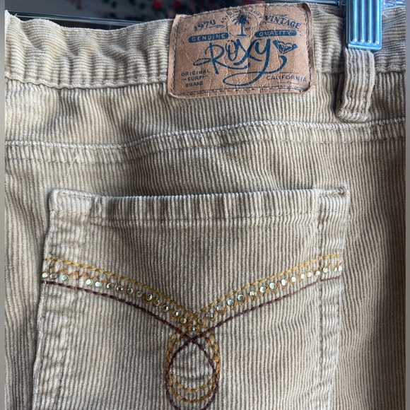 Vintage Roxy (1970 surf brand) low-waisted flared khaki pants! - Picture 3 of 4